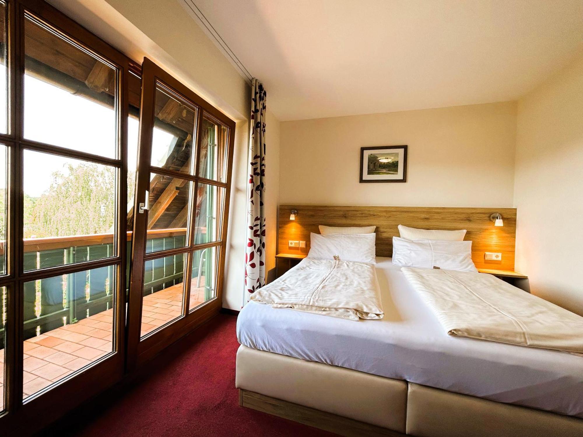 Gasthaus Und Landhotel Wiedmann 에레싱 외부 사진