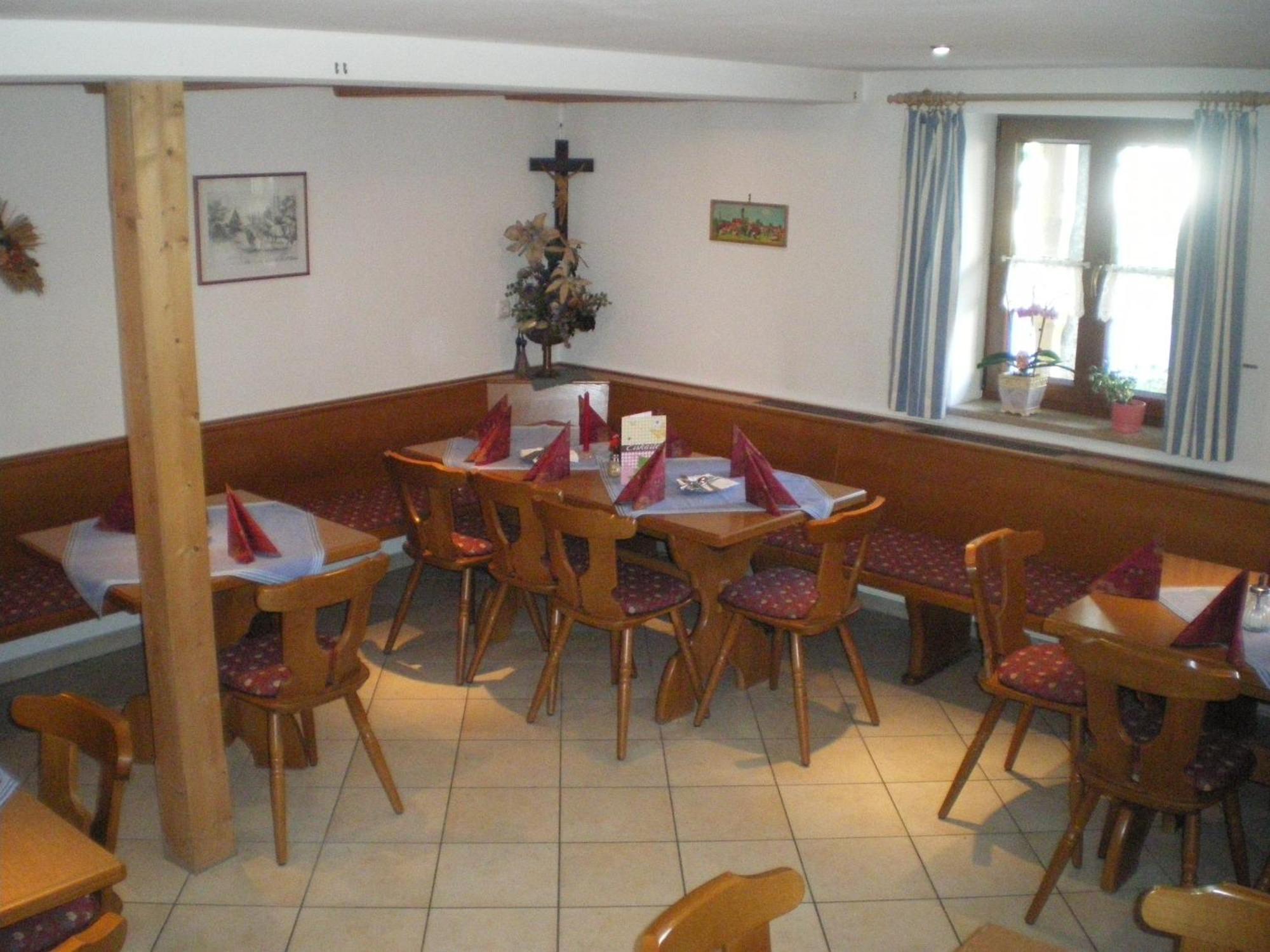 Gasthaus Und Landhotel Wiedmann 에레싱 외부 사진