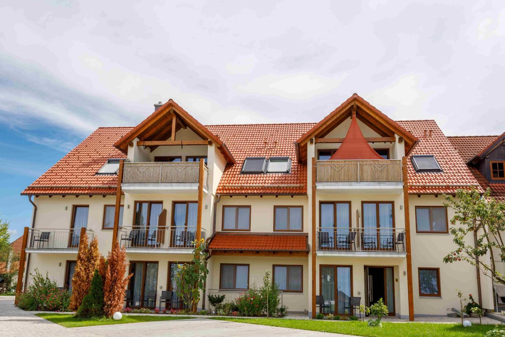 Gasthaus Und Landhotel Wiedmann 에레싱 외부 사진