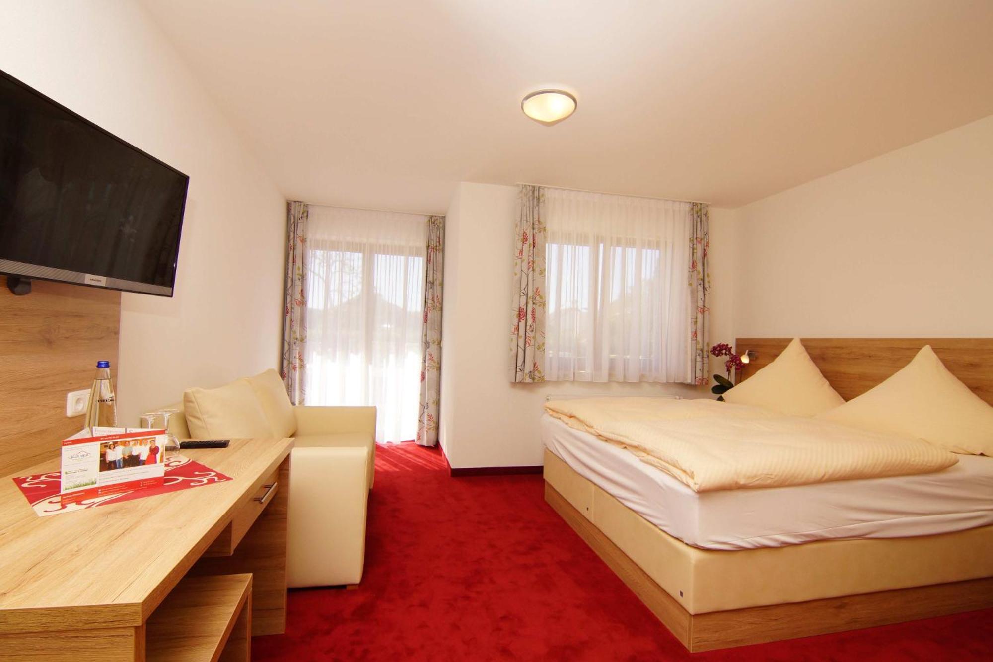 Gasthaus Und Landhotel Wiedmann 에레싱 외부 사진