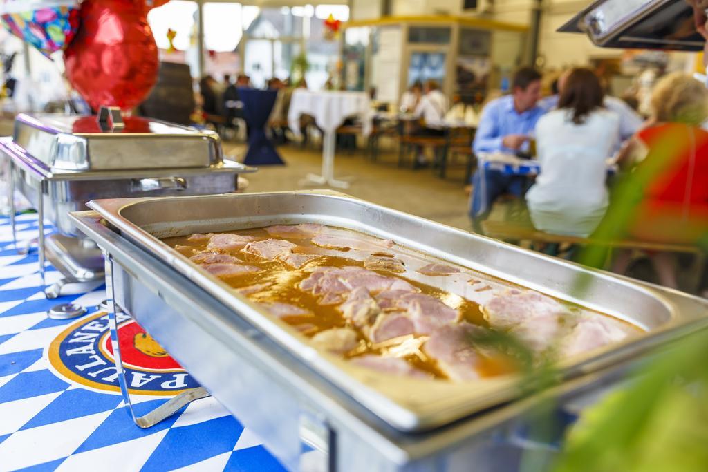 Gasthaus Und Landhotel Wiedmann 에레싱 외부 사진