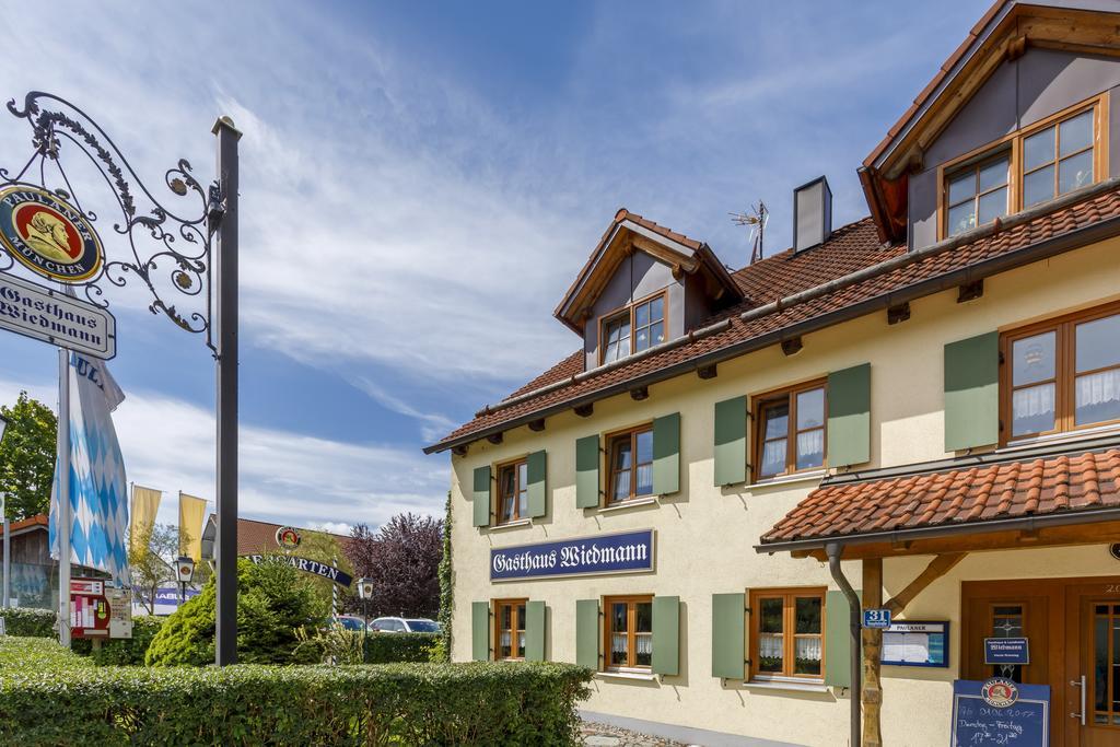 Gasthaus Und Landhotel Wiedmann 에레싱 외부 사진
