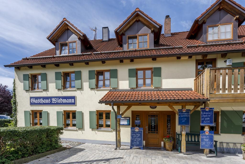 Gasthaus Und Landhotel Wiedmann 에레싱 외부 사진