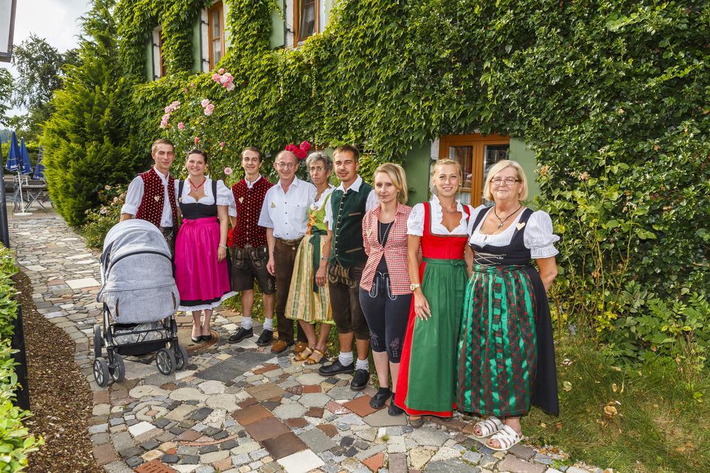 Gasthaus Und Landhotel Wiedmann 에레싱 외부 사진