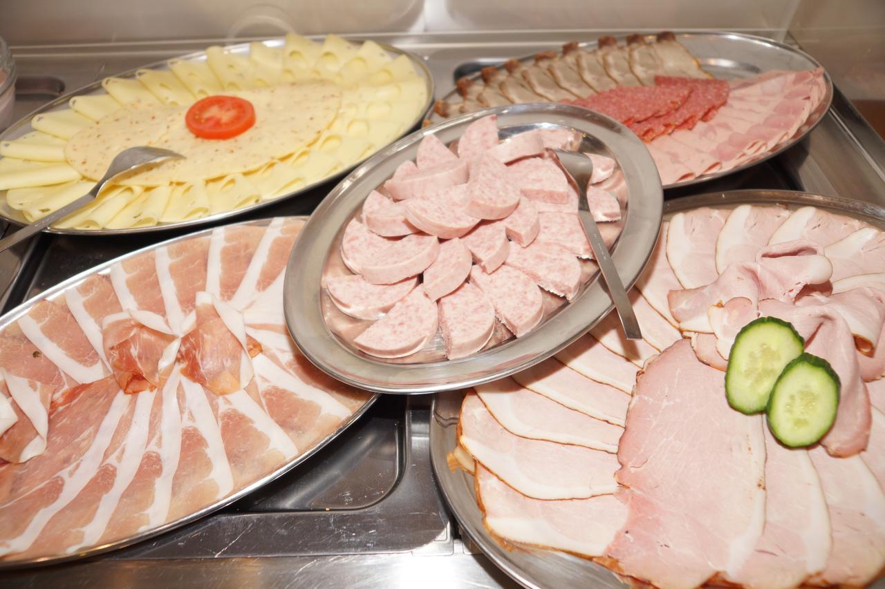 Gasthaus Und Landhotel Wiedmann 에레싱 외부 사진